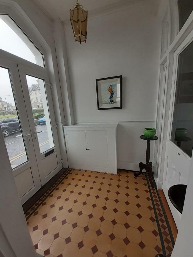 Mervue Apartment, 4 Causeway View, Portrush Exterior foto